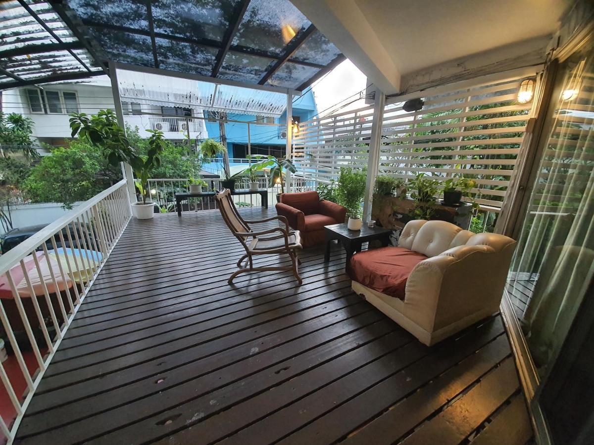 Home16 Sukhumvit16 Банкок Екстериор снимка