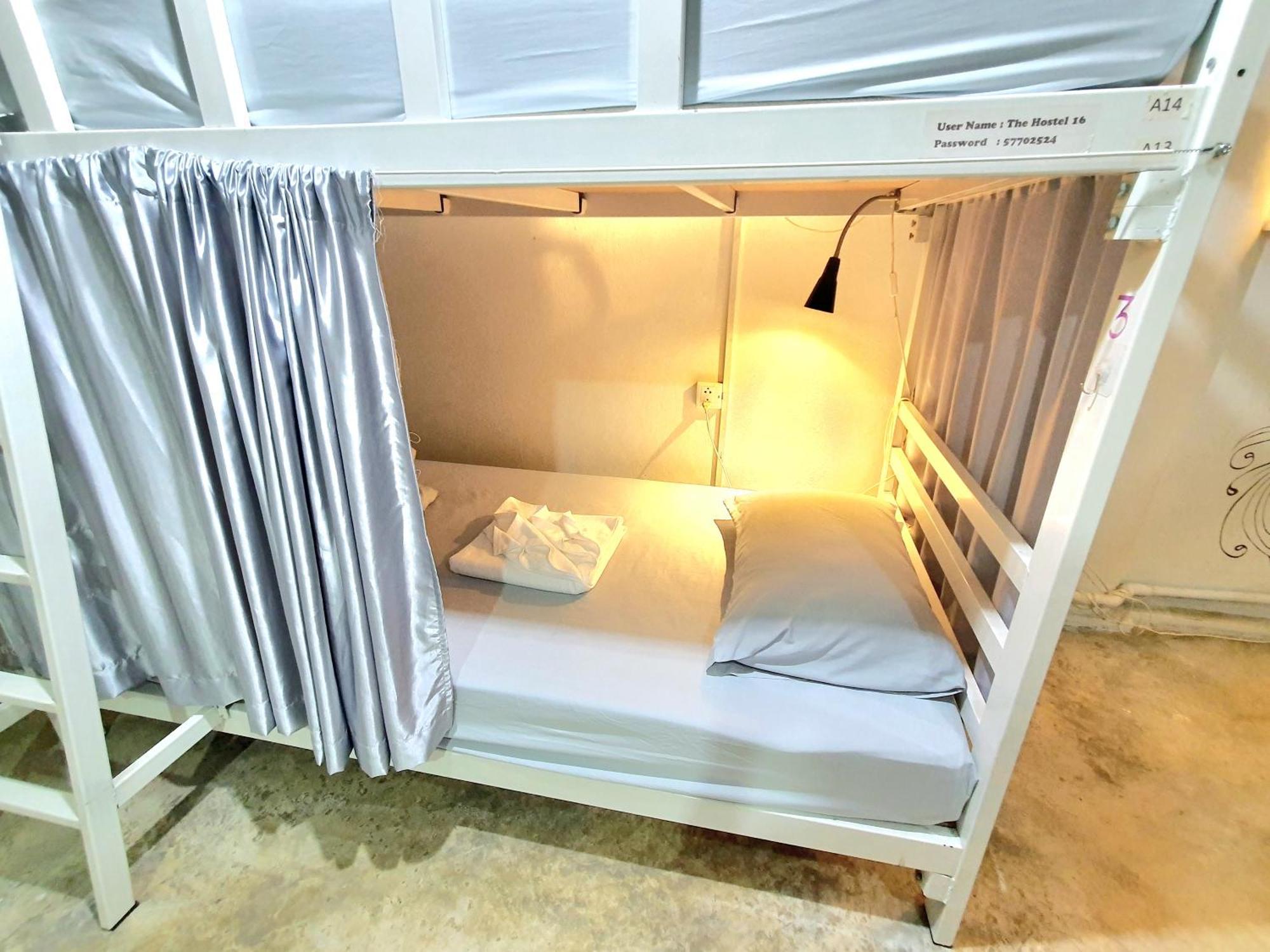Home16 Sukhumvit16 Банкок Екстериор снимка